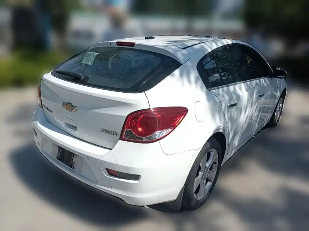 Chevrolet Cruze 2014 — фото 12