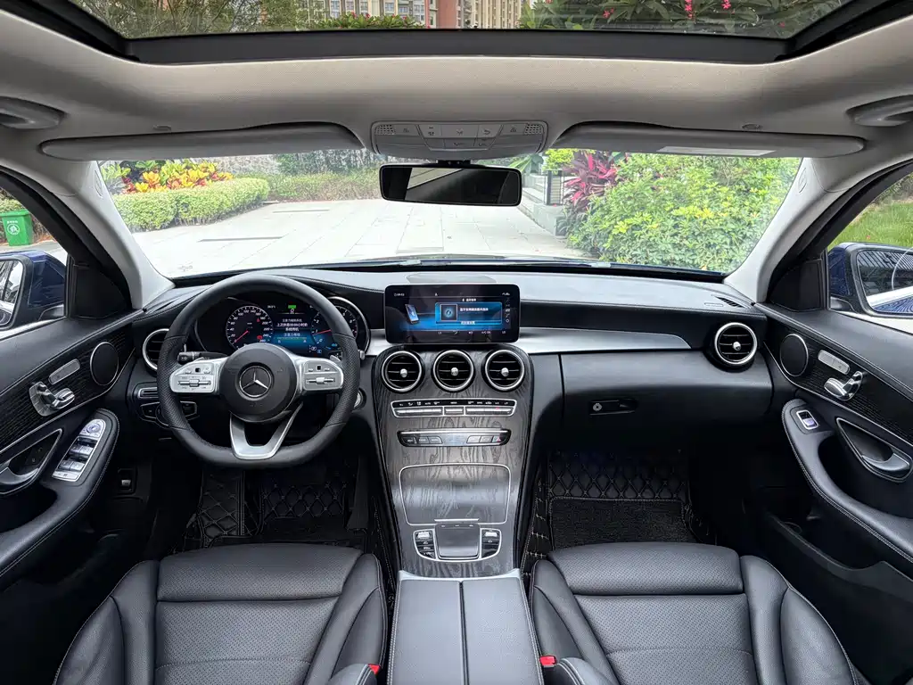 Mercedes-Benz C-Class 2021 — фото 10
