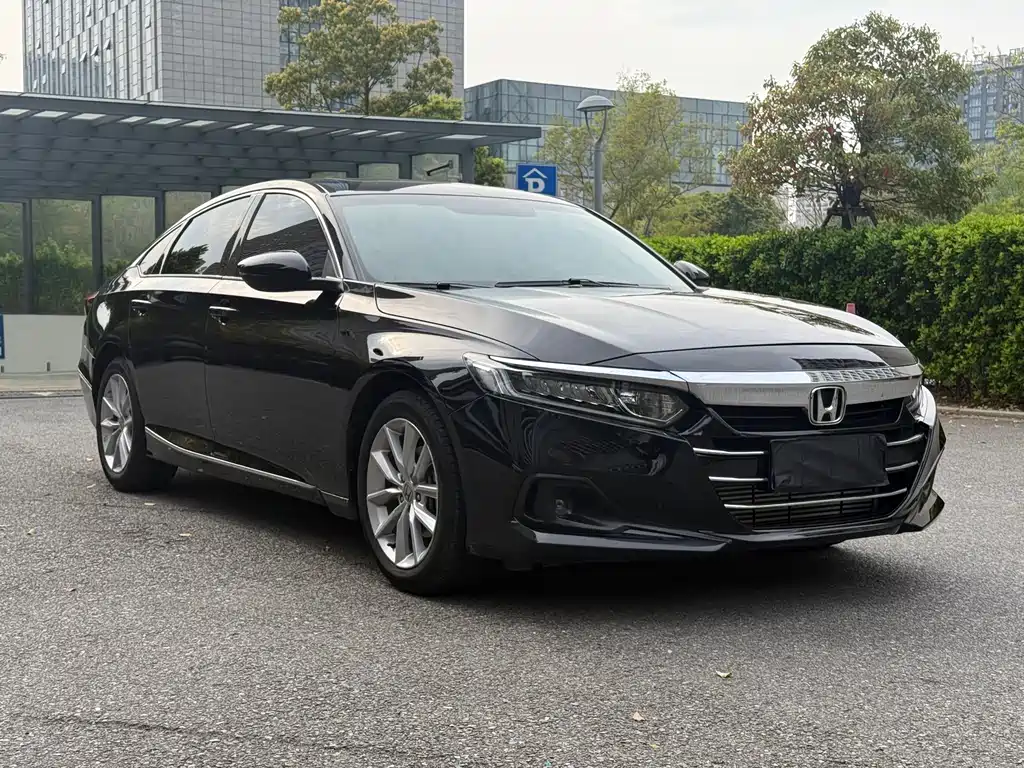 Honda Accord 2023 — фото 3