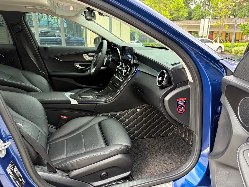 Mercedes-Benz C-Class 2021 — фото 11
