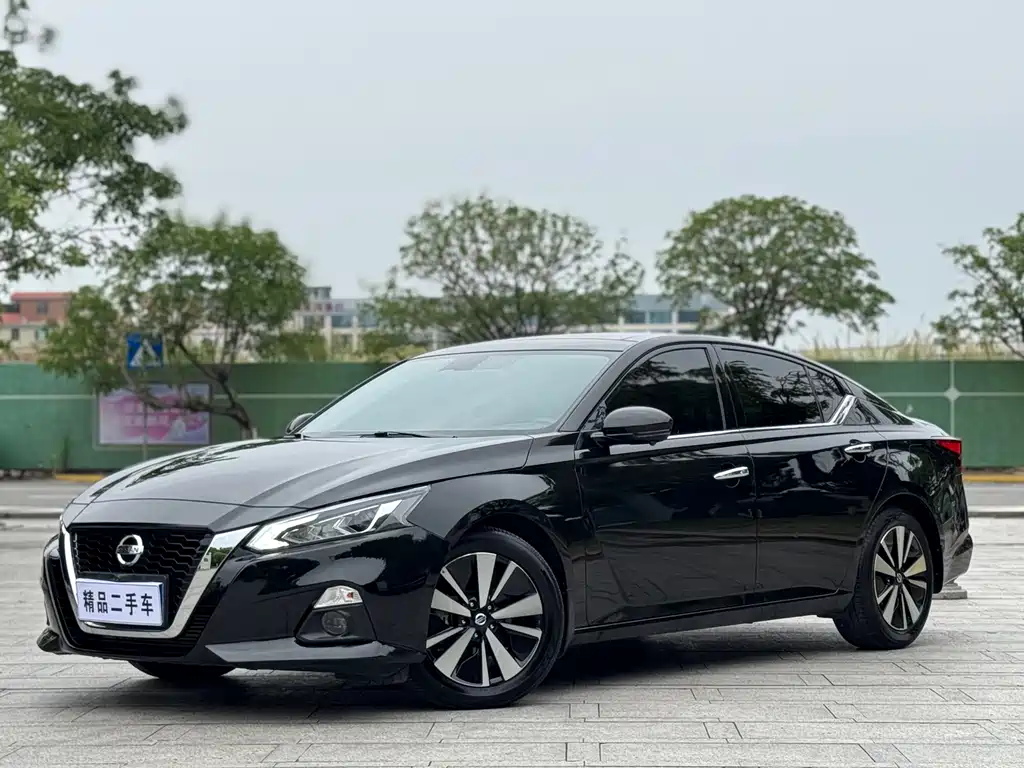 Nissan Teana 2021 — фото 1