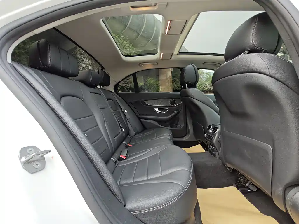 Mercedes-Benz C-Class 2020 — фото 13
