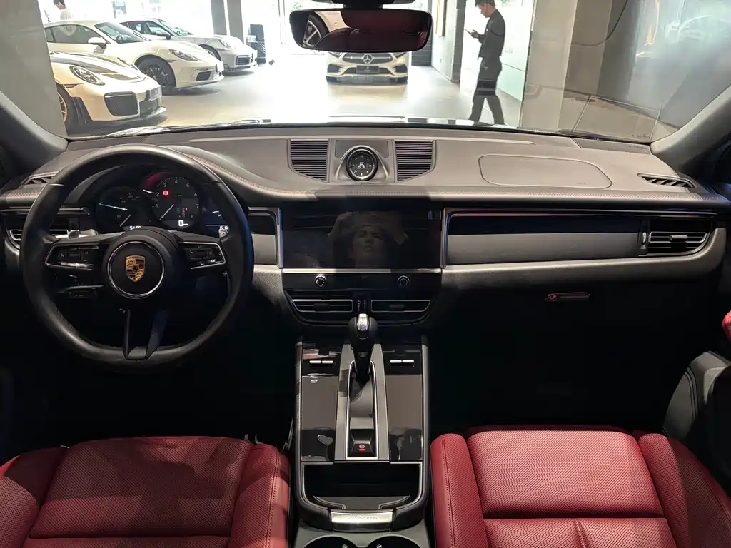 Porsche Macan 2022 — фото 10