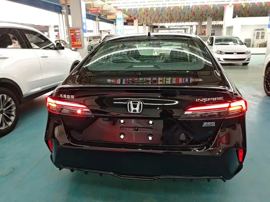 Honda Inspire 2026 — фото 6