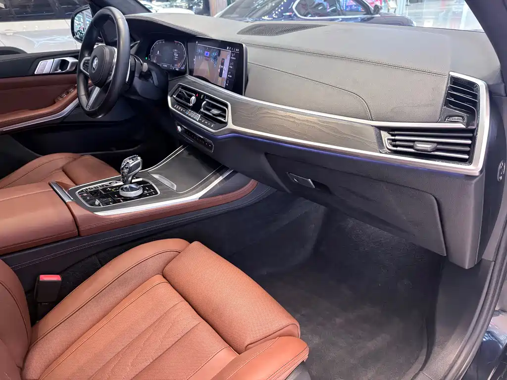 BMW X7 2020 — фото 18