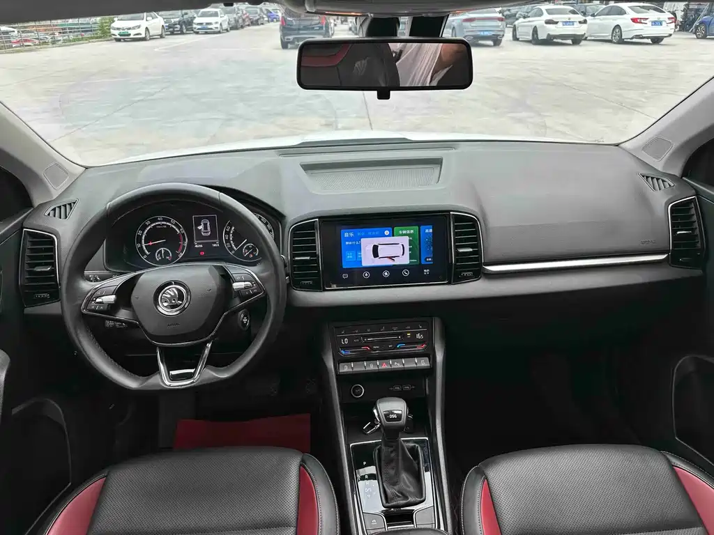 Skoda Karoq 2022 — фото 11