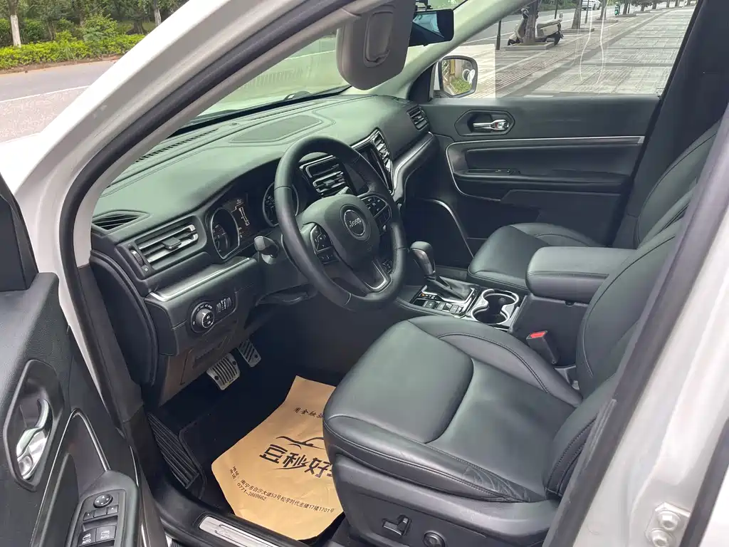 Jeep Grand Commander 2019