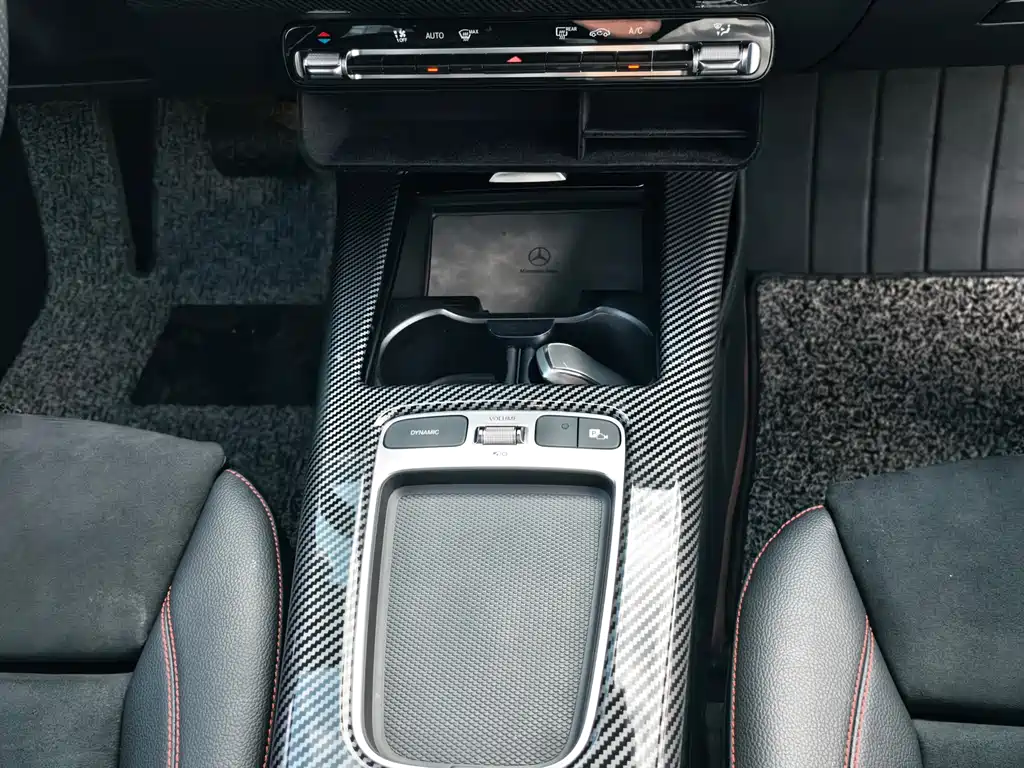 Mercedes-Benz A-Class 2025 — фото 13
