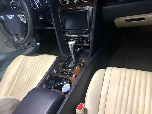 Bentley Continental 2017