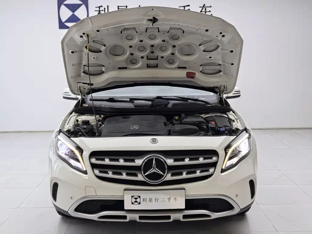 Mercedes-Benz GLA 2018 — фото 10
