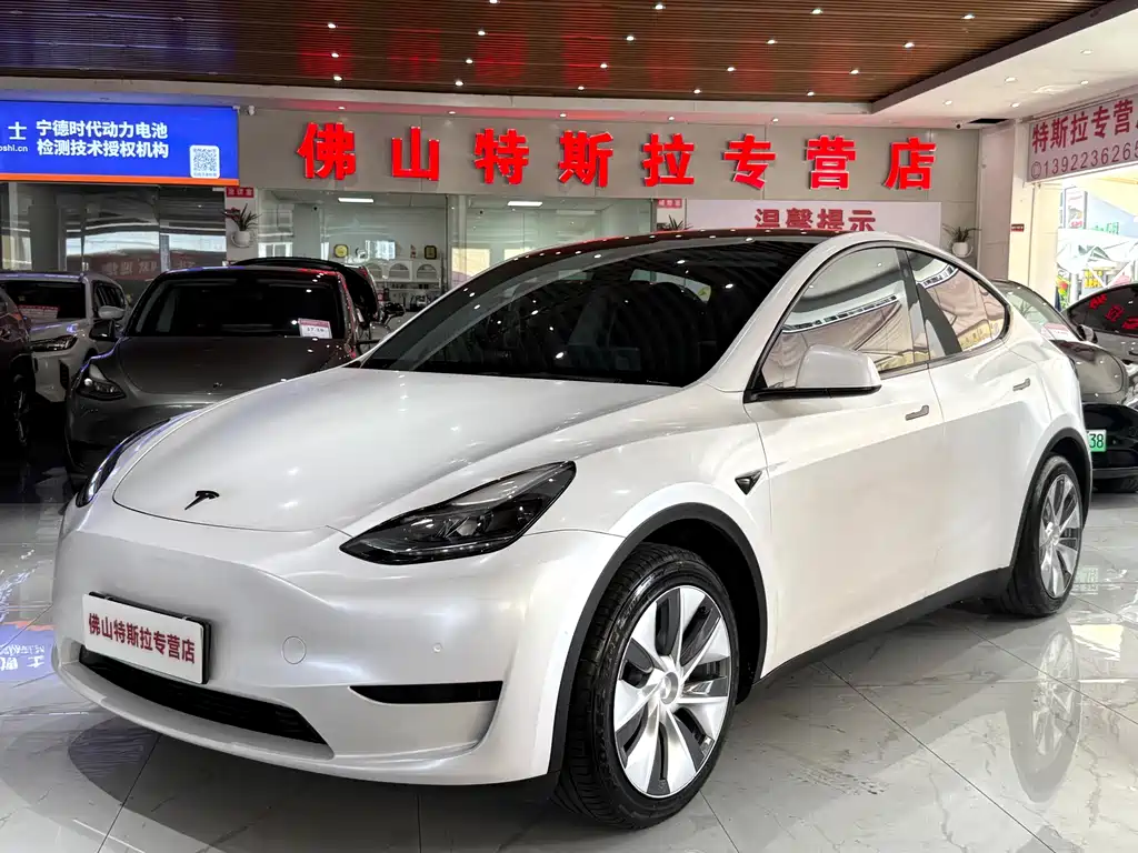 Tesla Model Y 2022 — фото 1
