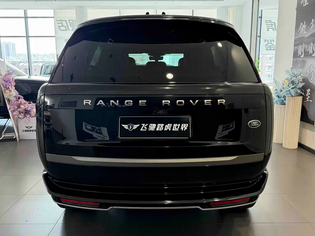 Land Rover Range Rover 2025 — фото 22