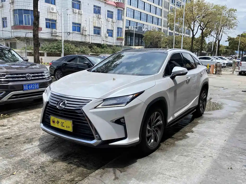Lexus RX 2017 — фото 1
