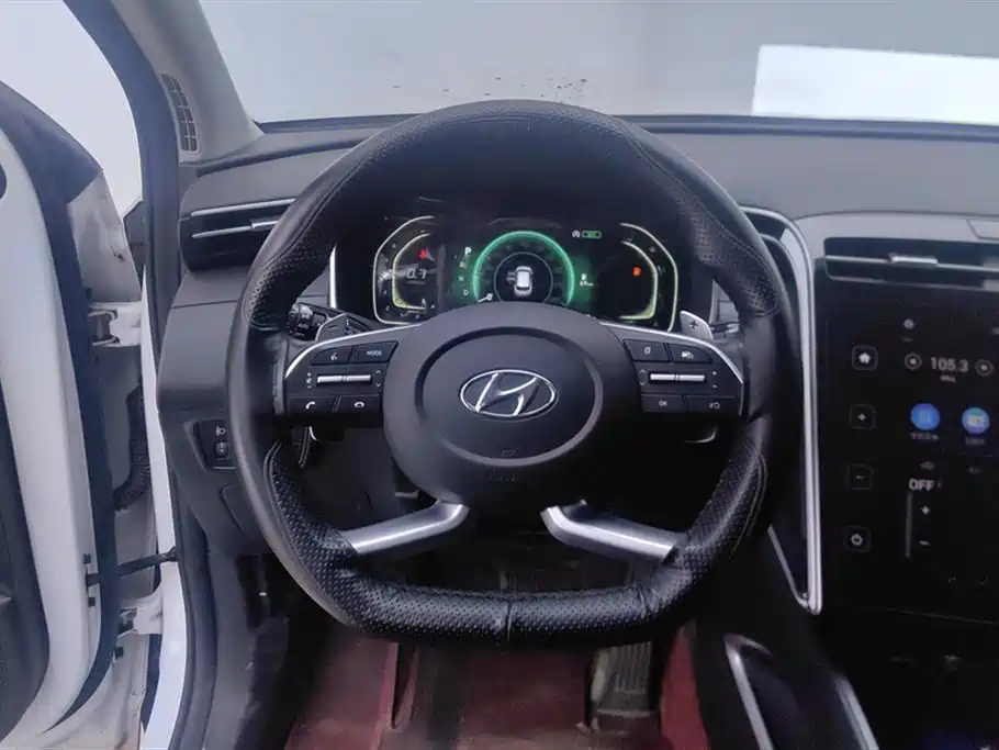 Hyundai Tucson 2023 — фото 15