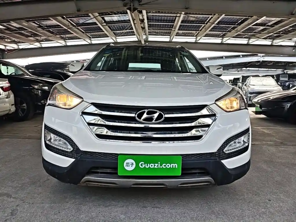 Hyundai Santa Fe 2015 — фото 3