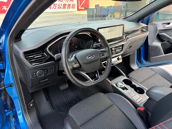 Ford Focus 2021