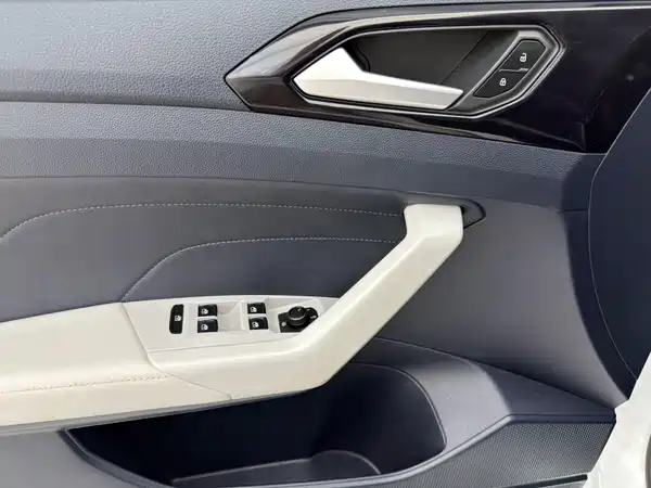 Volkswagen Tharu 2025