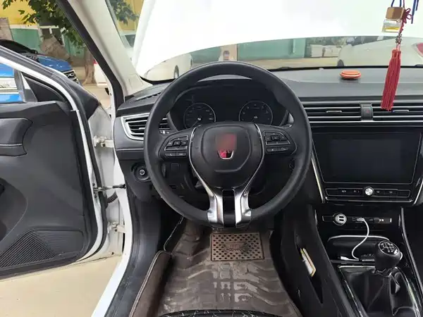 Roewe i5 2019