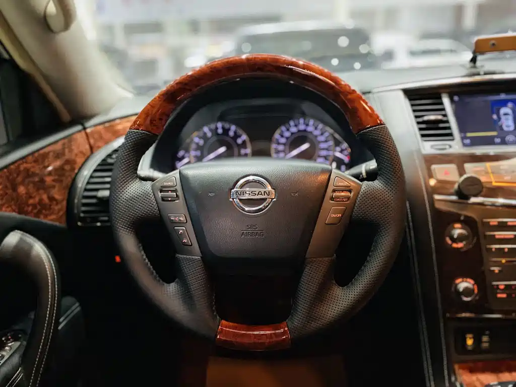 Nissan Patrol 2018 — фото 3
