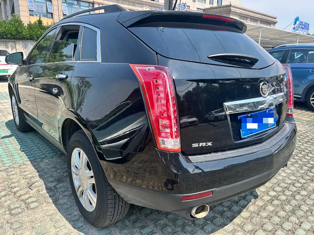 Cadillac SRX 2014 — фото 4