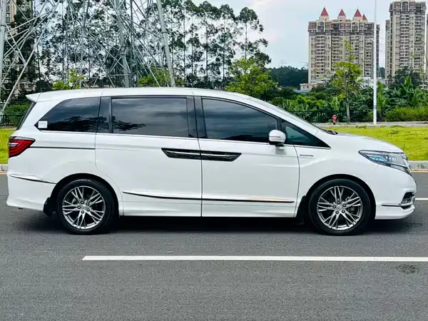 Honda Elysion 2019
