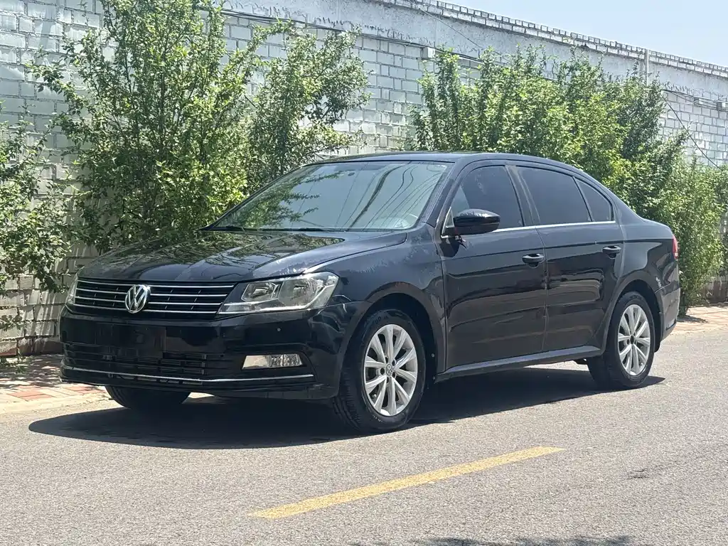 Volkswagen Lavida 2016 — фото 1