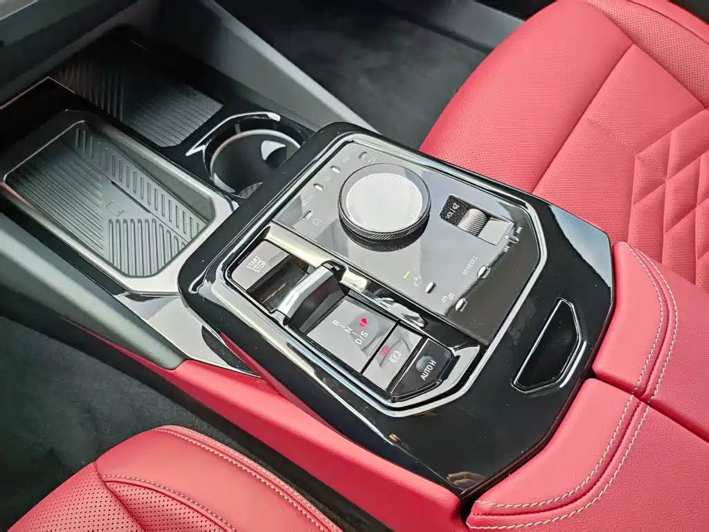 BMW 5 Series 2026 — фото 13