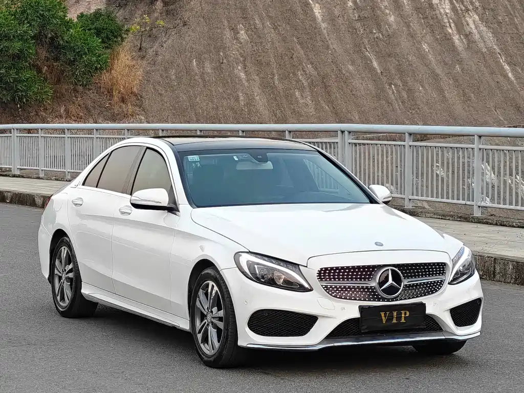 Mercedes-Benz C-Class 2018