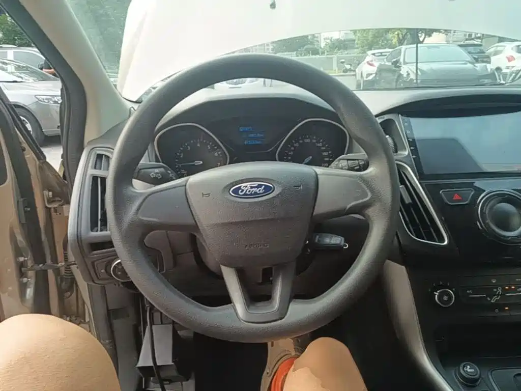 Ford Focus 2015