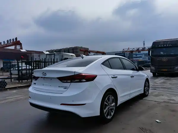 Hyundai Celesta 2016