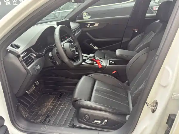 Audi A4L 2024