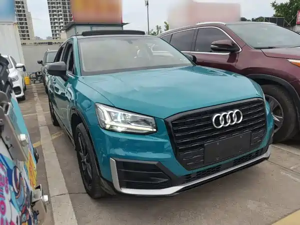 Audi Q2L 2021