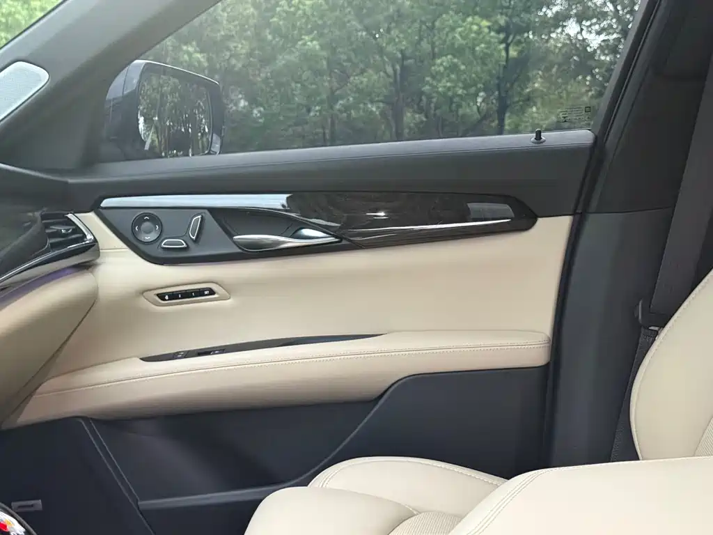 Cadillac CT6 2023 — фото 14