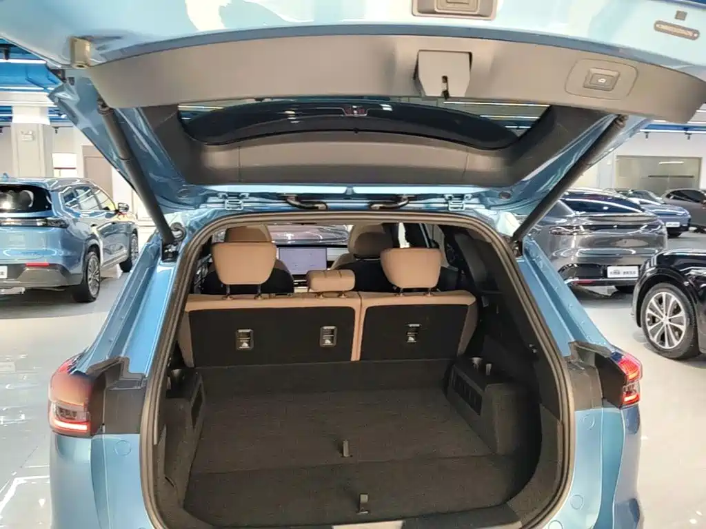 Chery Tiggo 8 PLUS C-DM 2025 — фото 19
