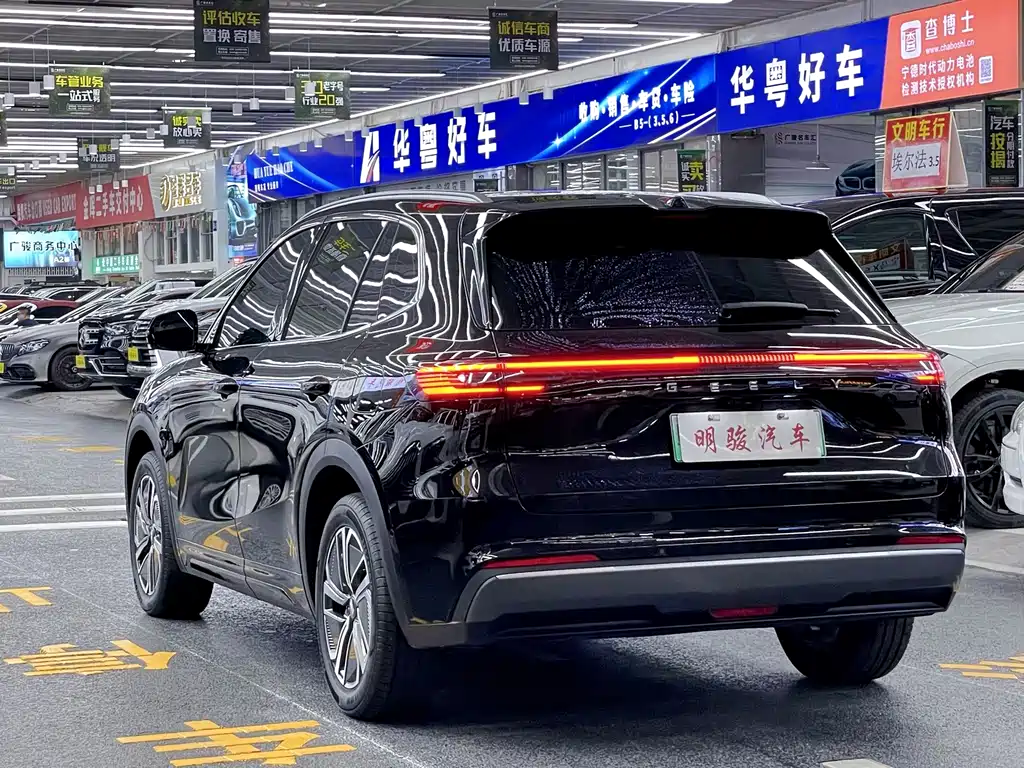 Geely Galaxy Starship 7 2026 — фото 4