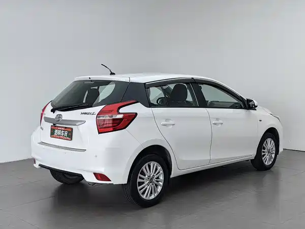Toyota Yaris L 2016