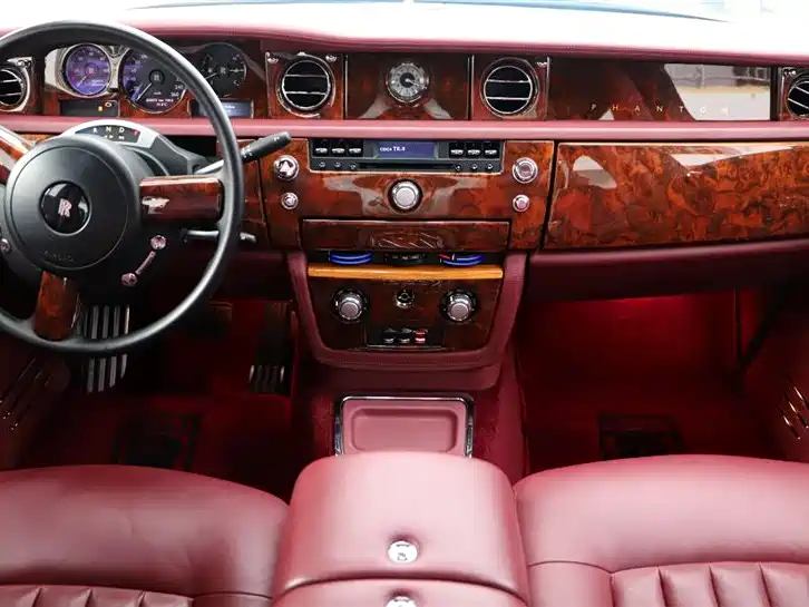 Rolls-Royce Phantom 2012 — фото 16