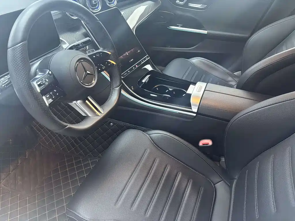 Mercedes-Benz C-Class 2022 — фото 4