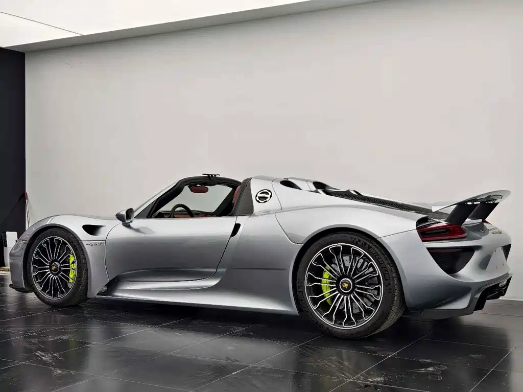 Porsche 918 Spyder 2016 — фото 5
