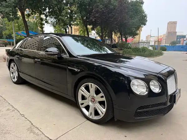 Bentley Flying Spur 2015