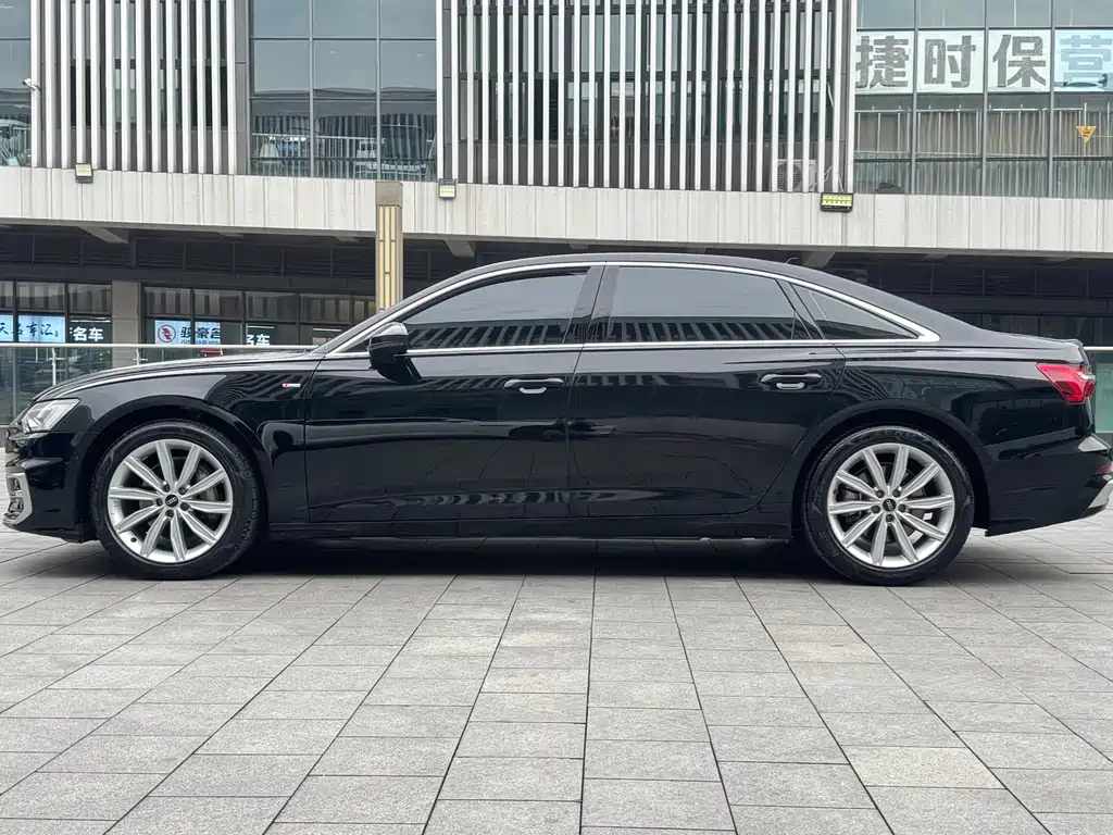 Audi A6L 2023 — фото 7