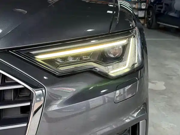 Audi A6L 2020