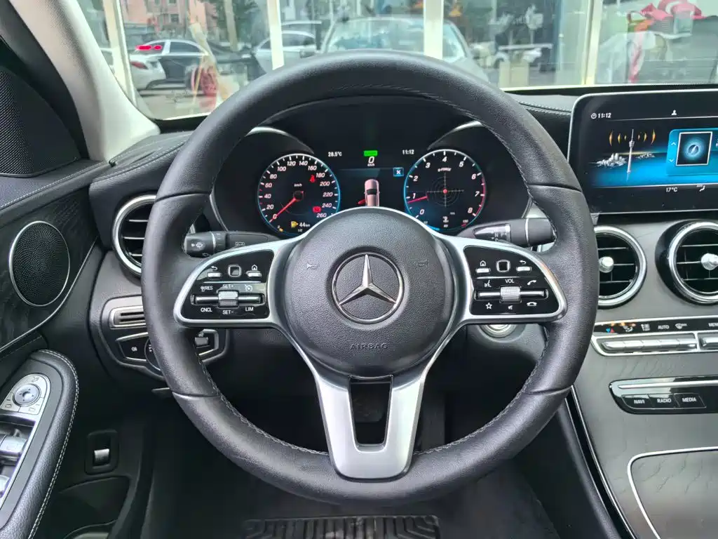 Mercedes-Benz C-Class 2019 — фото 6