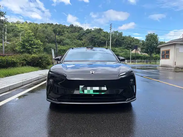 NIO ET5 2024