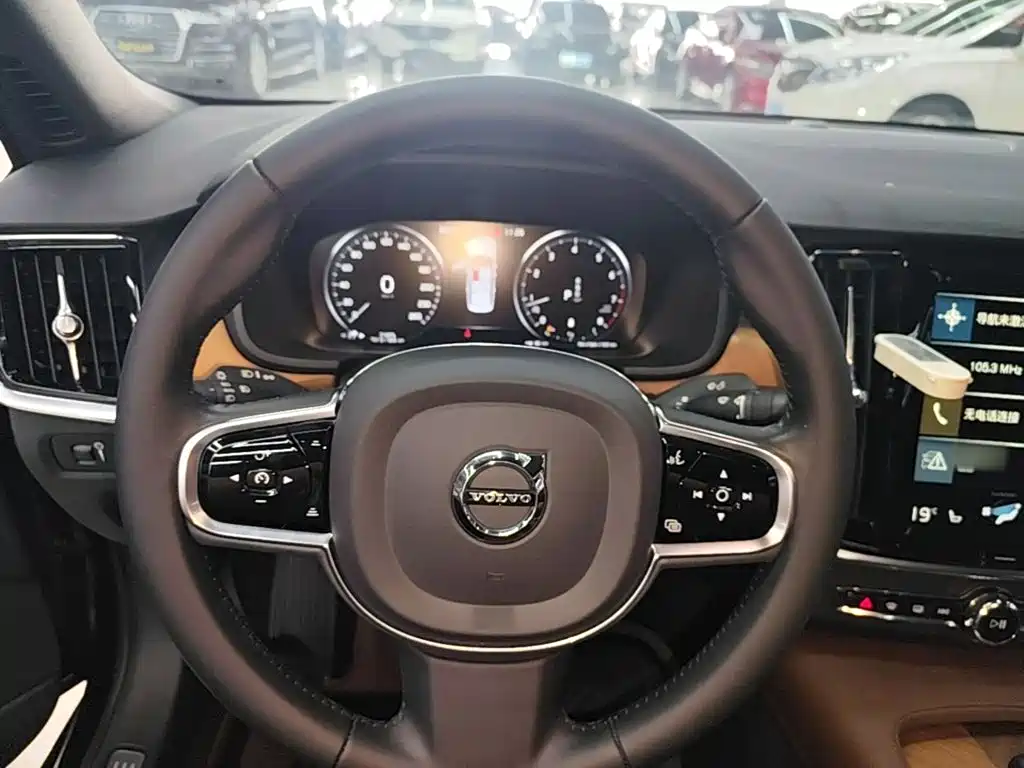 Volvo S90 2020 — фото 11