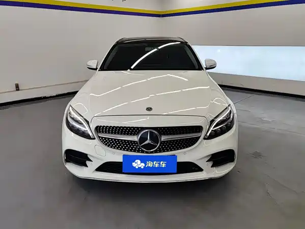 Mercedes-Benz C-Class 2020
