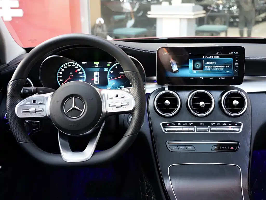 Mercedes-Benz C-Class 2020 — фото 6