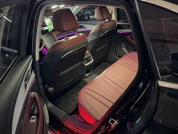 Hongqi H5 2023
