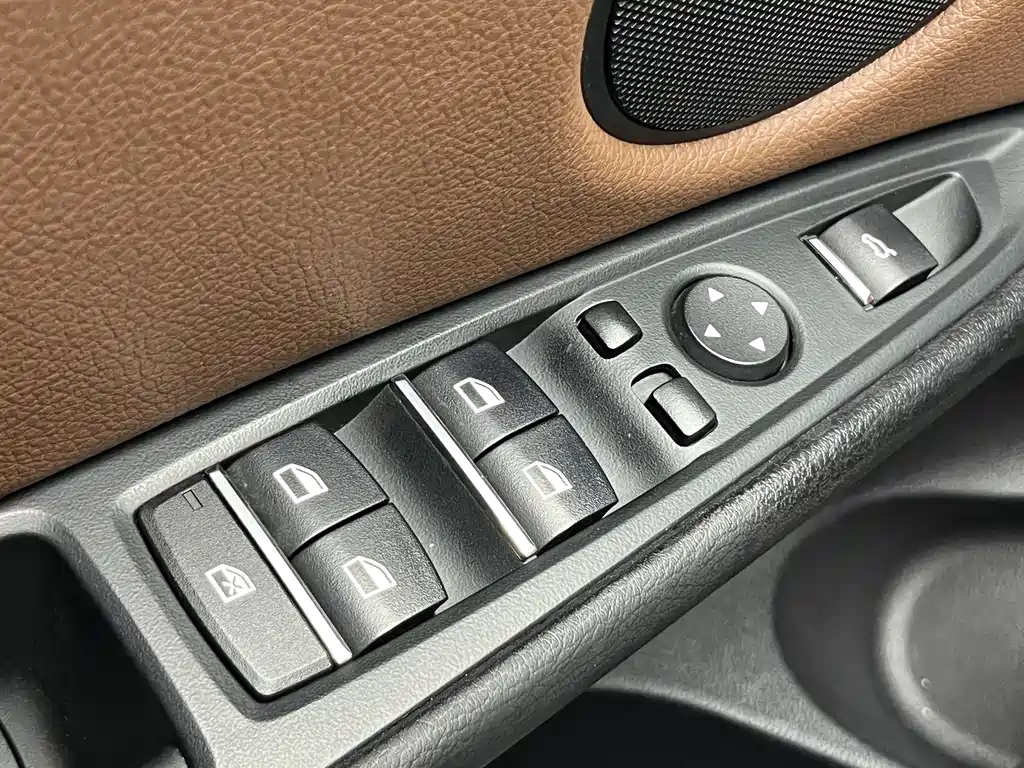 BMW X5 2014 — фото 10