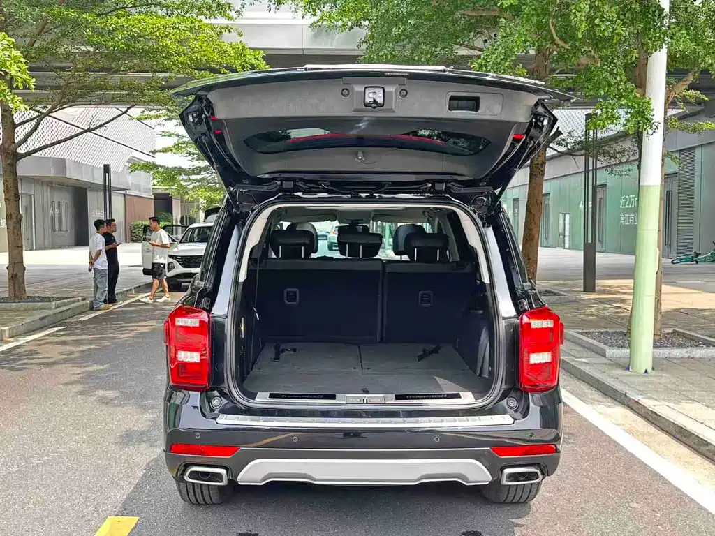 GAC Motor Trumpchi GS8 2017 — фото 18